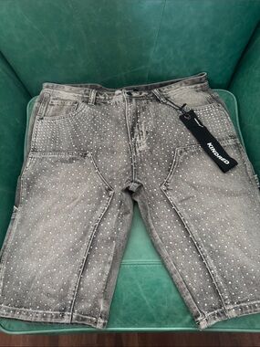 Men’s Gray Studded Denim Shorts